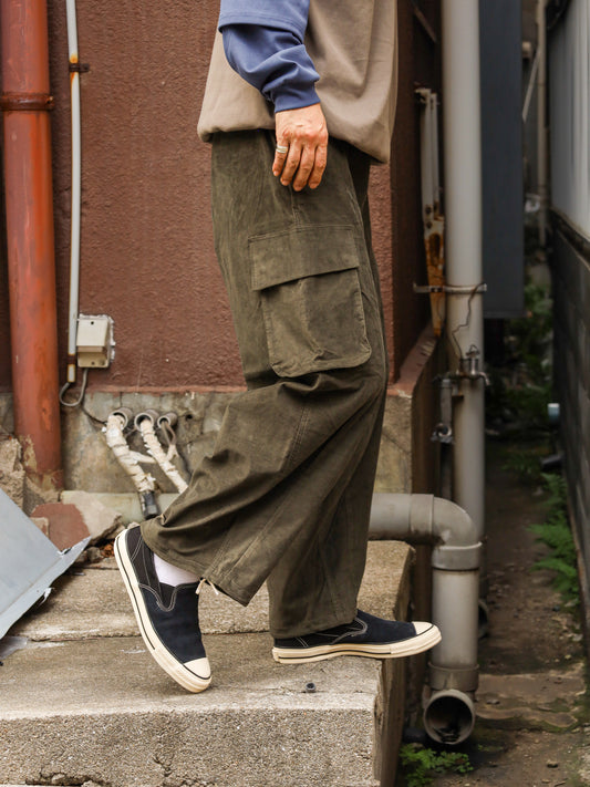 ORGANIC COTTON VELVETEEN CARGO PANTS / Olive