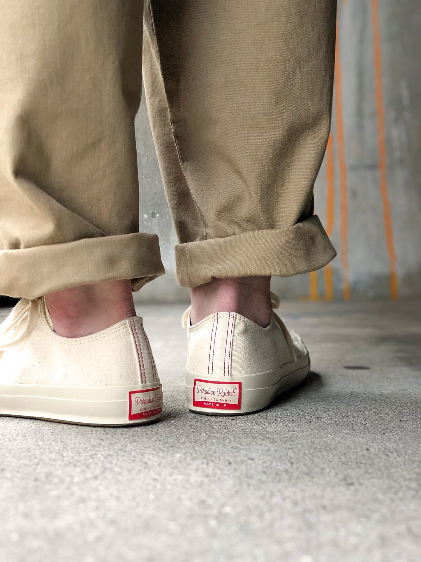 PRAS-01-001 / SHELLCAP LOW / KINARI/OFF WHITE