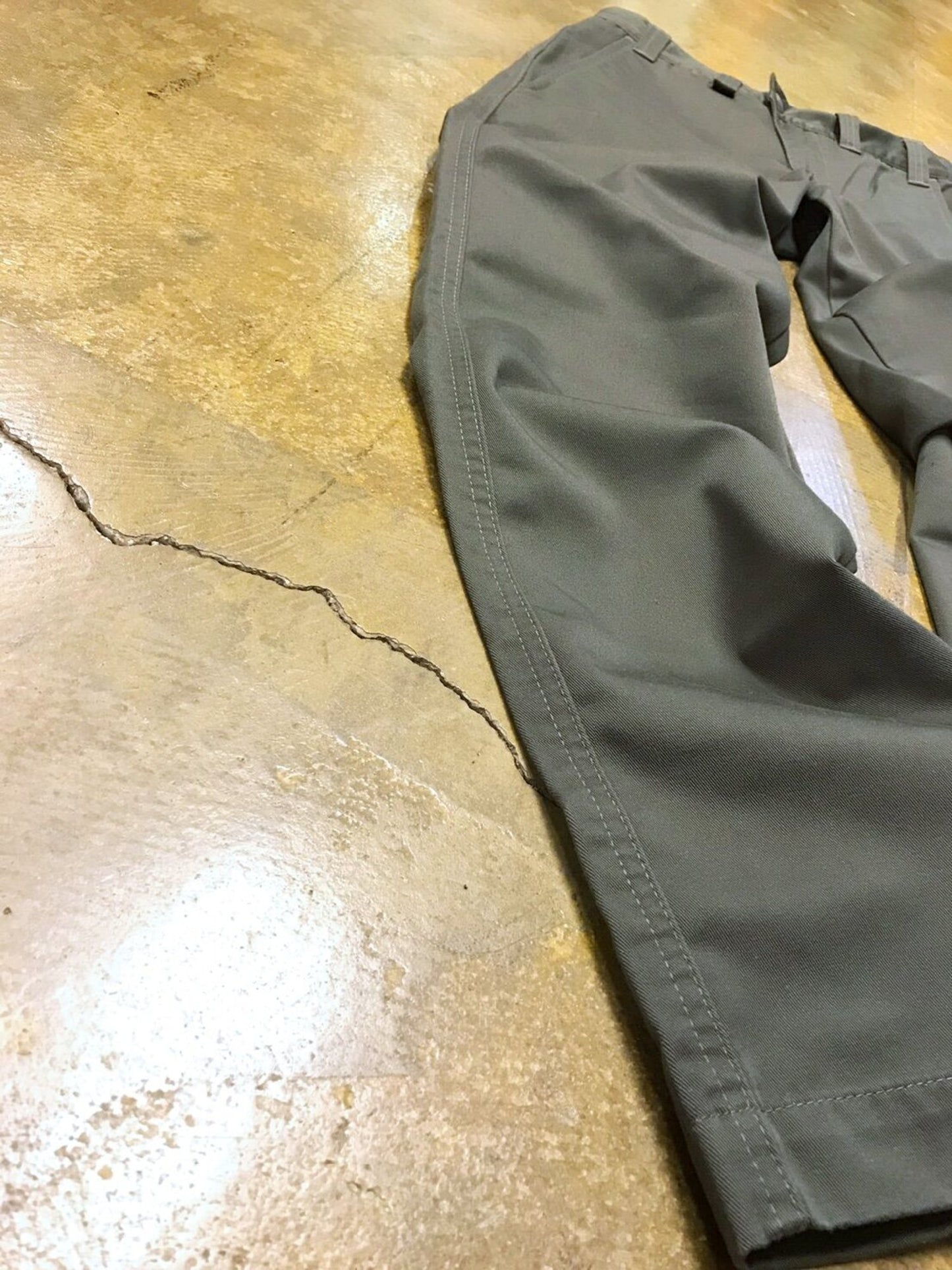 PARK SLOPE Pants / smoke olive