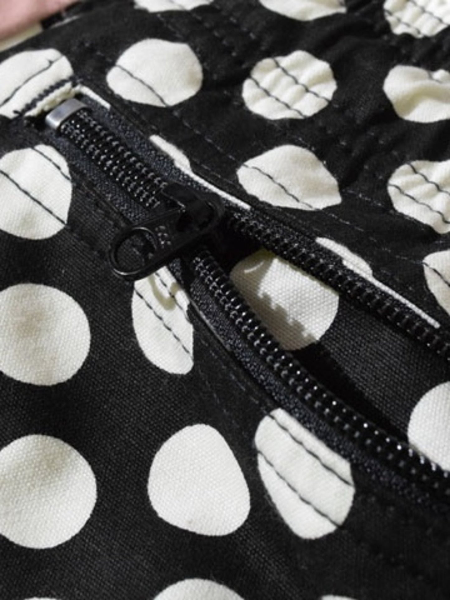 A2115410 / EXISTENCE SHORTS / BEIGE