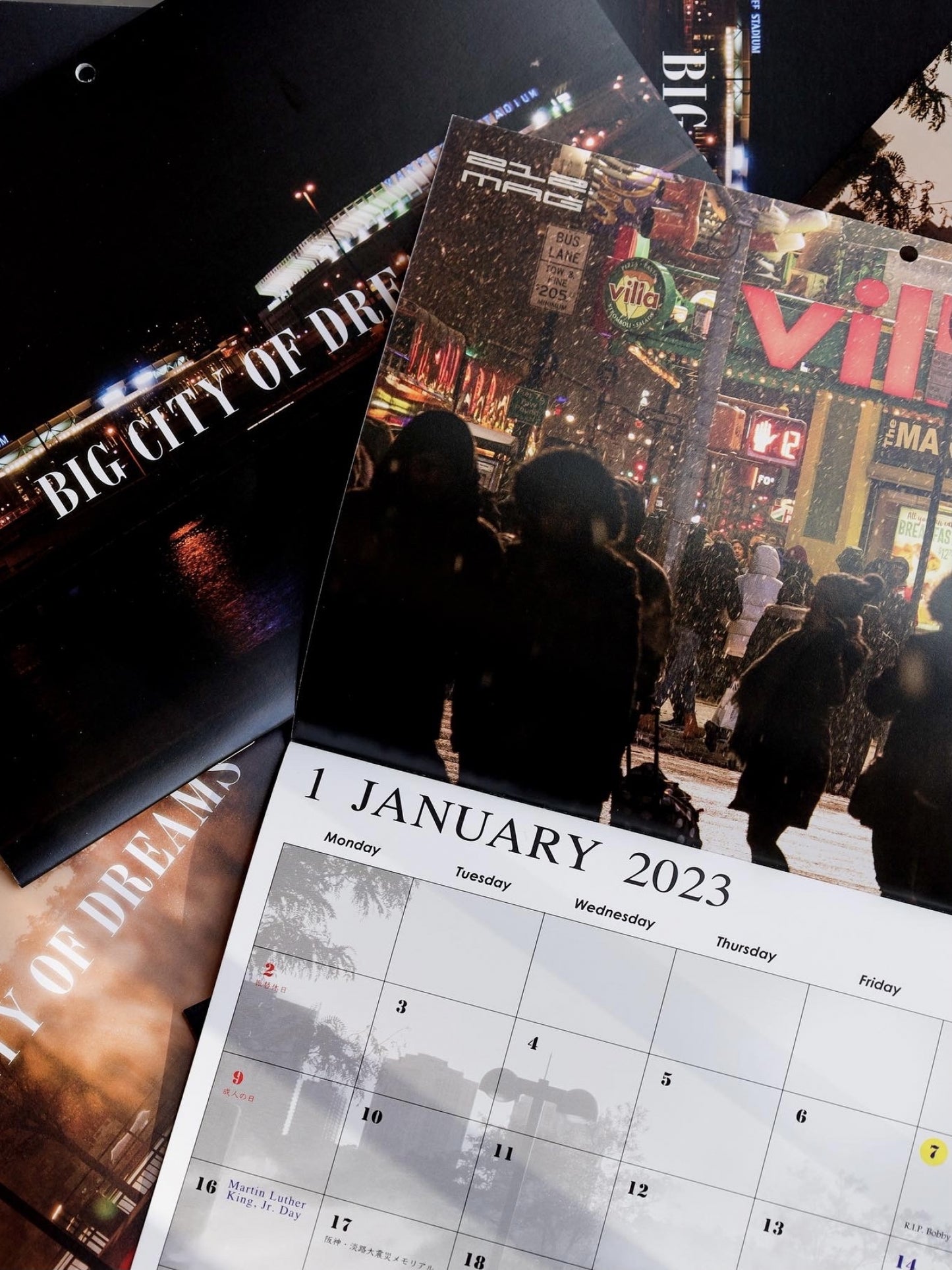 2023 CALENDAR "BIG CITY OF DREAMS"