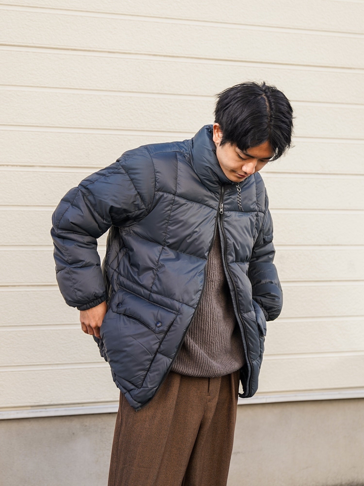 MOUNTAIN PACKABLE VOLUME DOWN JACKET / Dark gray – FLATBUSH