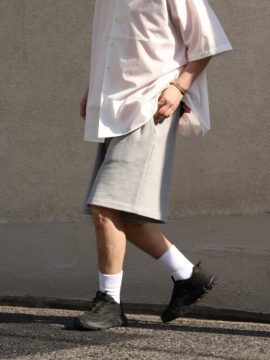 PURE WIDE SWEAT SHORTS / Grey M