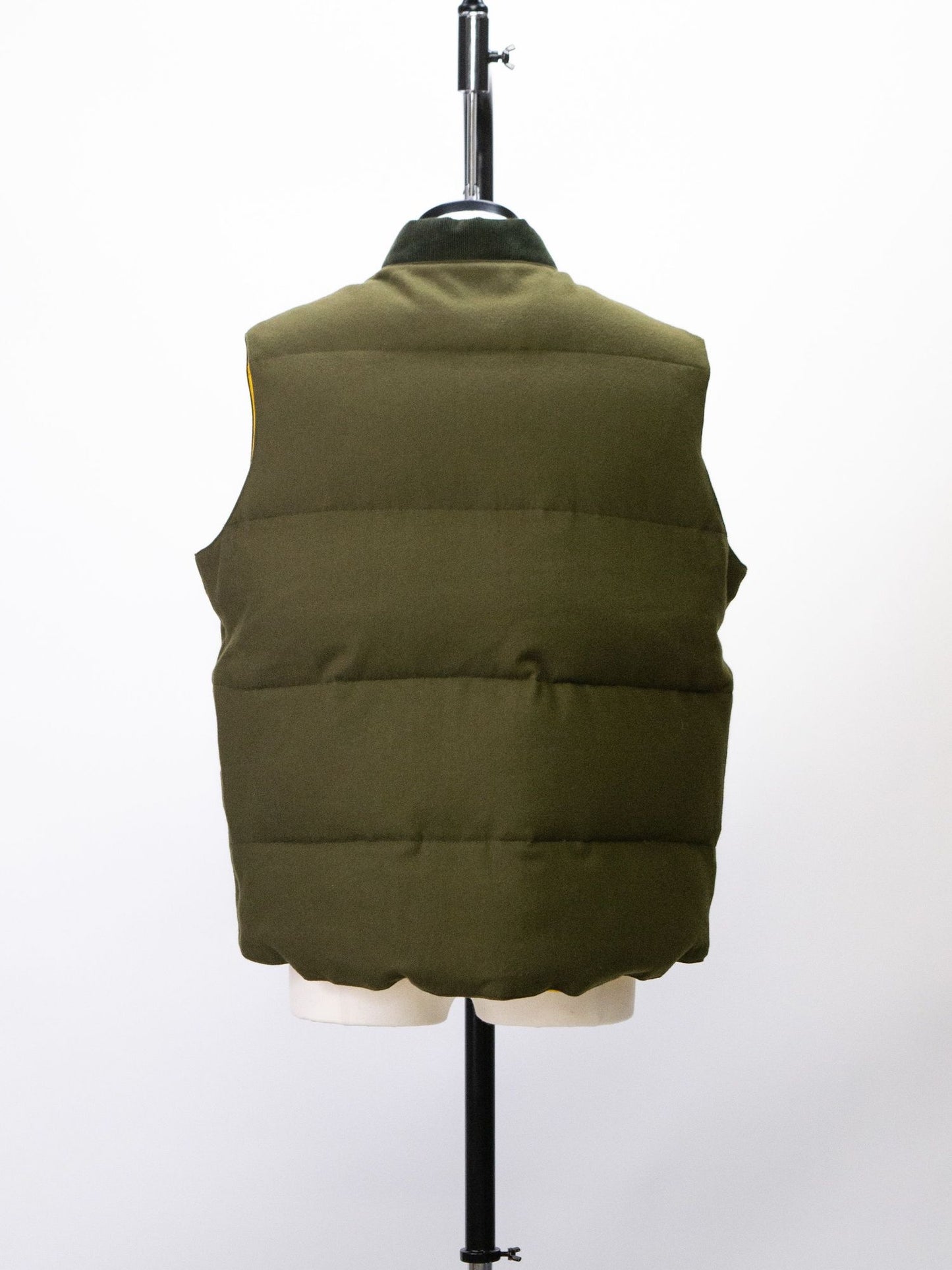 PUFF VEST / Olive