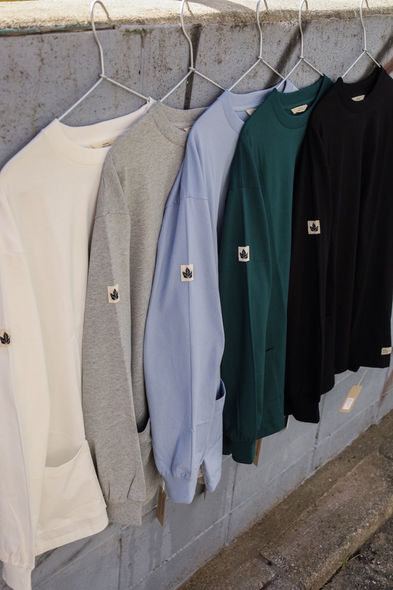 ORGANIC COTTON CHILL POCKET LONG TEE / White