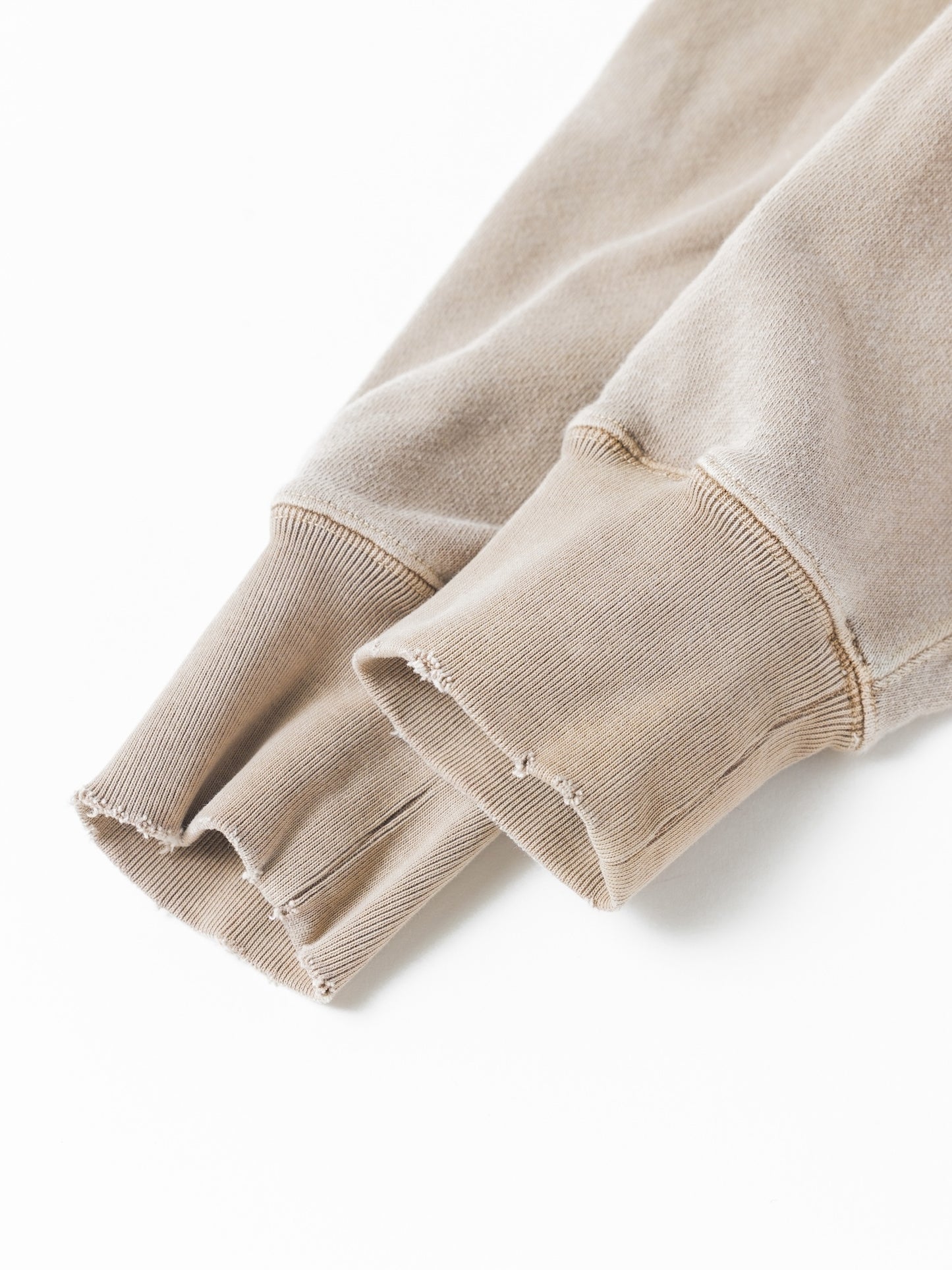PIGMENT DYED SIDE LIB SWEAT PARKA / Beige