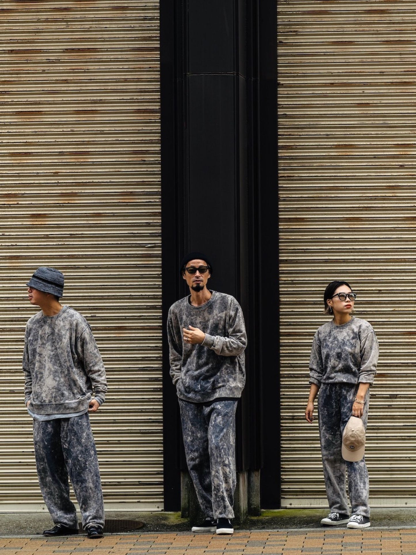 VOO-SPG-095 / SMOKY BLEACHED EZ / Black