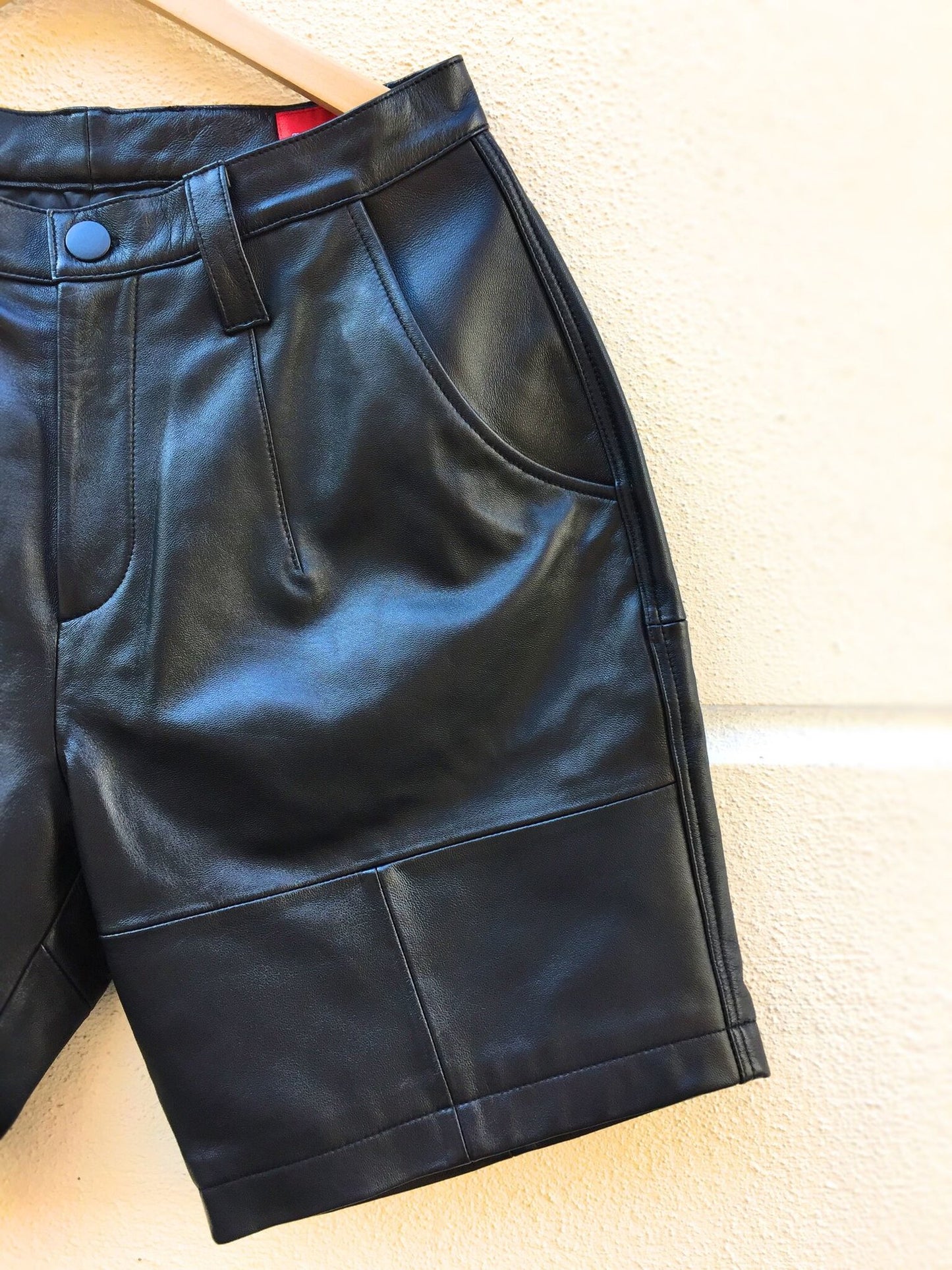 Necessary Leather Shorts / black