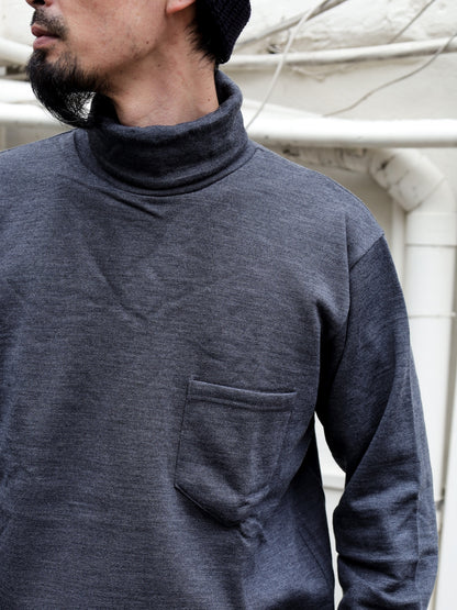 メリノウール裏毛タートルネック / グレー
