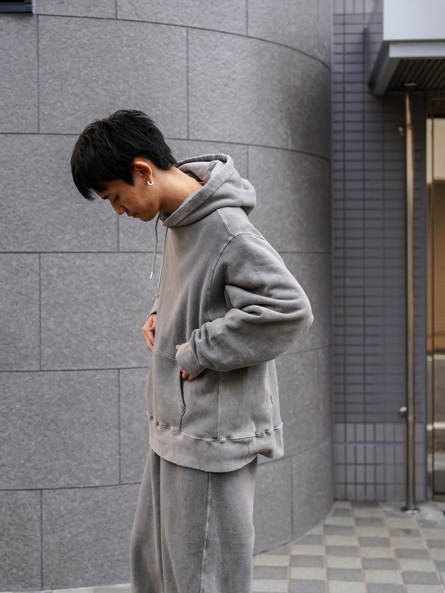 PIGMENT DYED SIDE LIB SWEAT PARKA / Gray