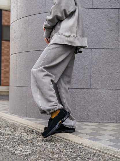 PIGMENT DYED TUCK WIDE SWEAT PANTS / Gray