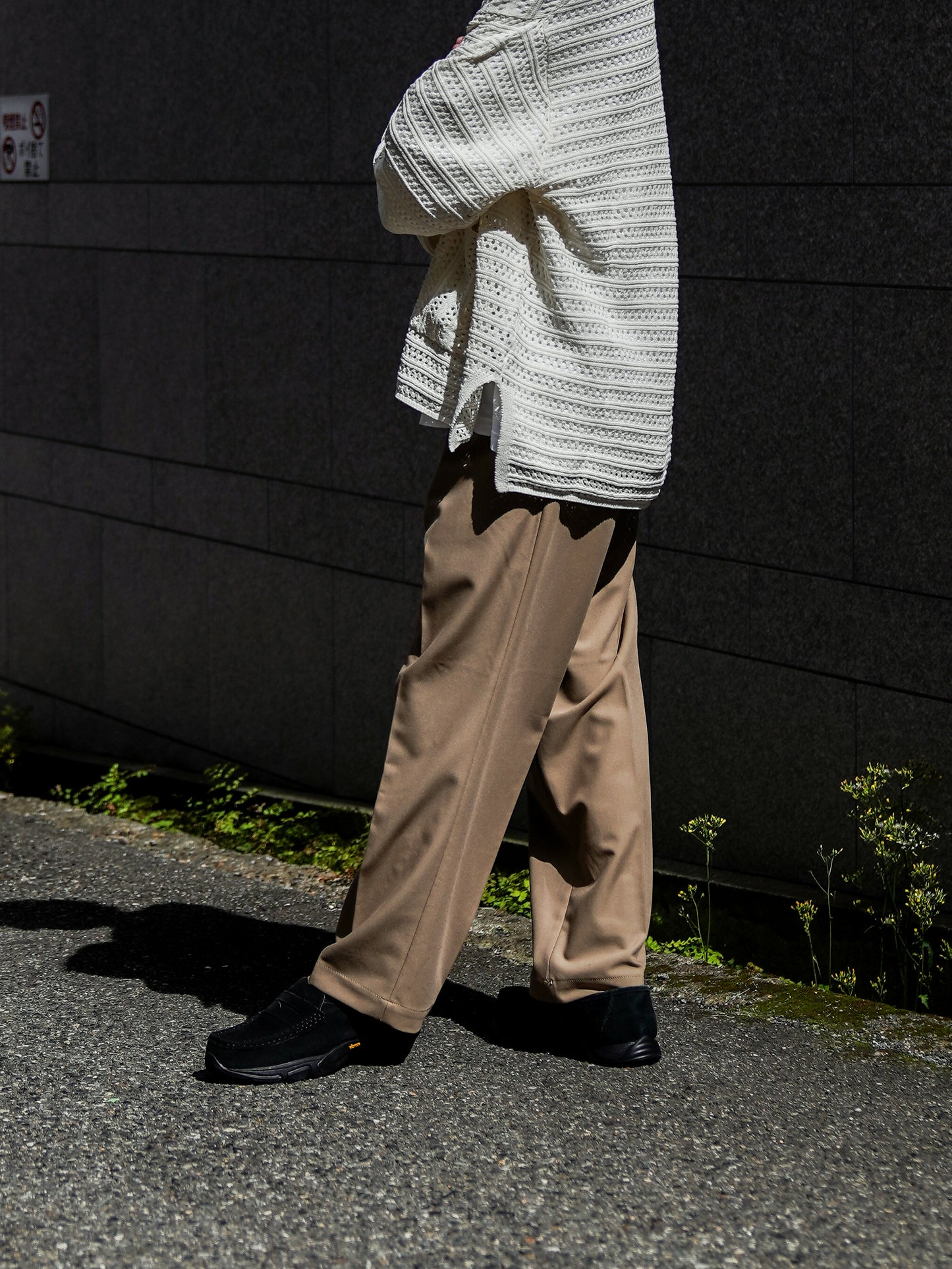 CENTER PRESS L POCKET SLACKS / Beige