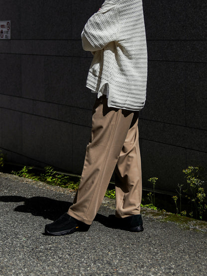 CENTER PRESS L POCKET SLACKS / Beige