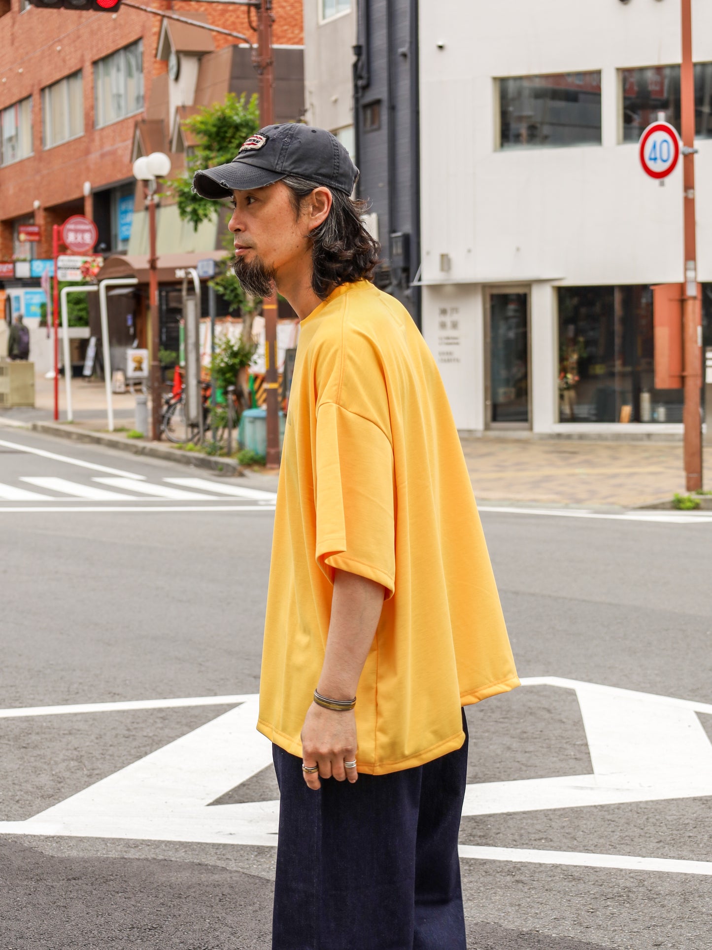 LOGO SUPER BIG TECH SS TEE / Yellow