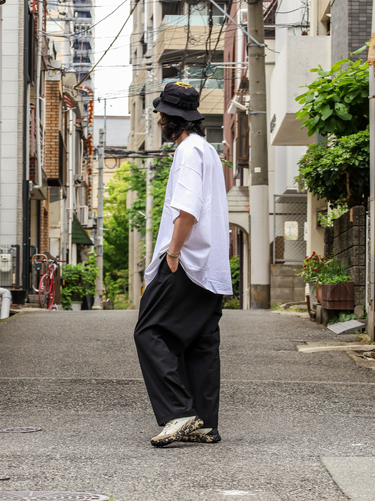 SUPER BIG ROUND SS TEE / White