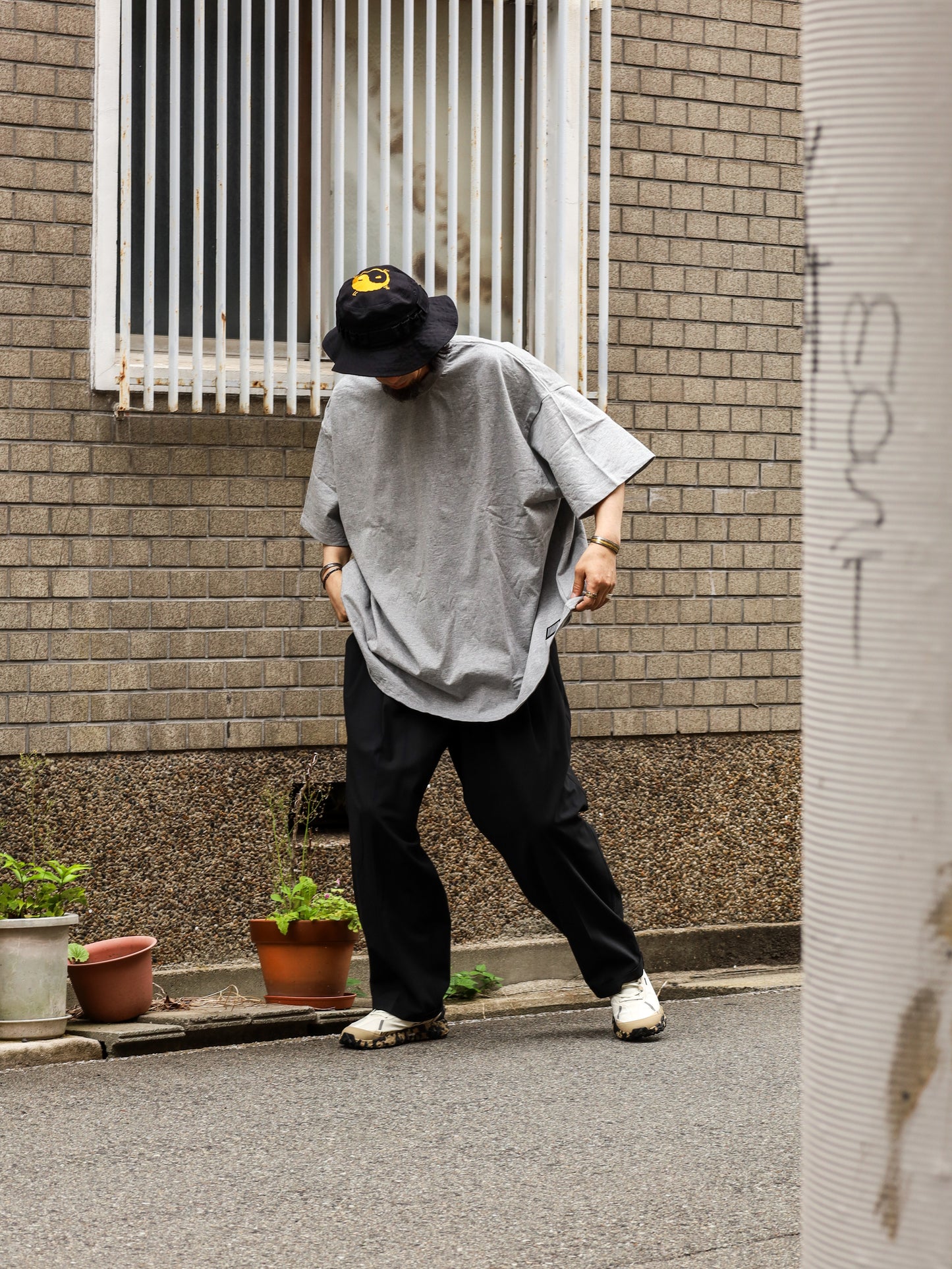SUPER BIG ROUND SS TEE / Grey M