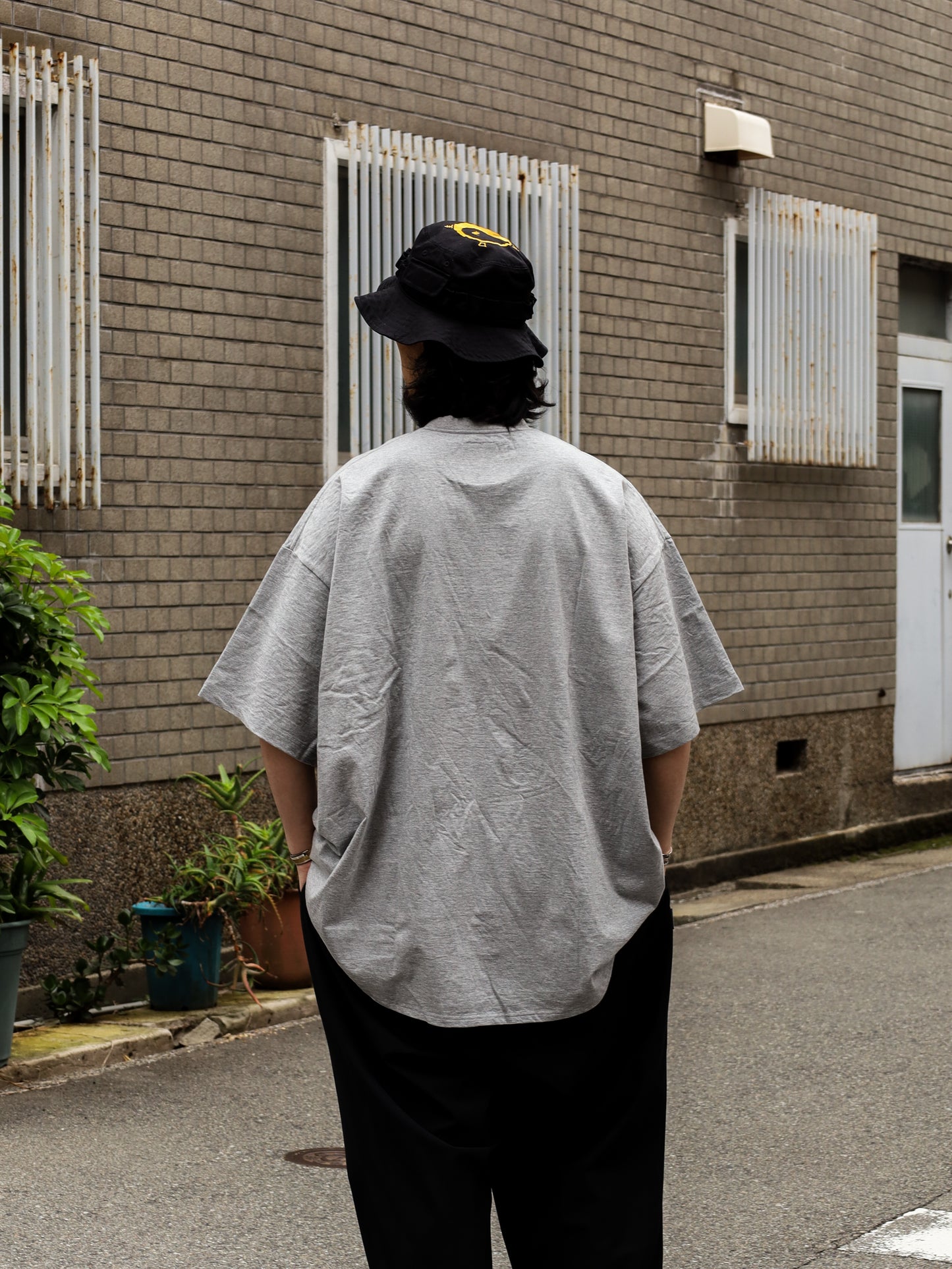 SUPER BIG ROUND SS TEE / Grey M