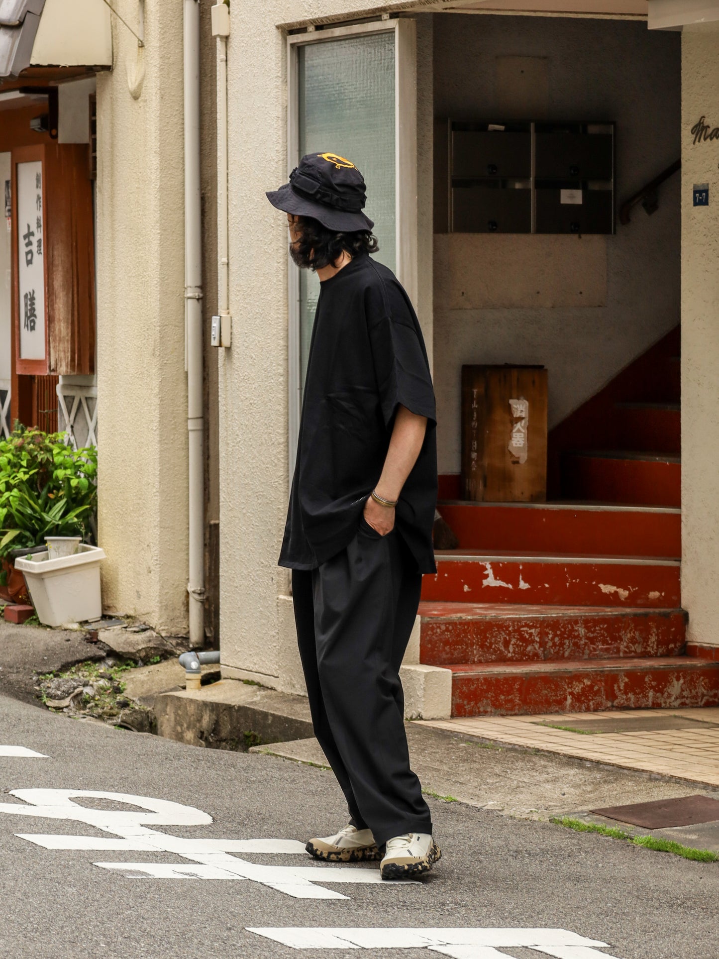 SUPER BIG ROUND SS TEE / Black