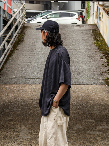 SUPER BIG SIDE STRIPE TECH SS TEE / Chacoal