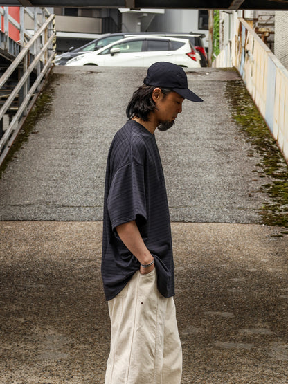 SUPER BIG SIDE STRIPE TECH SS TEE / Chacoal
