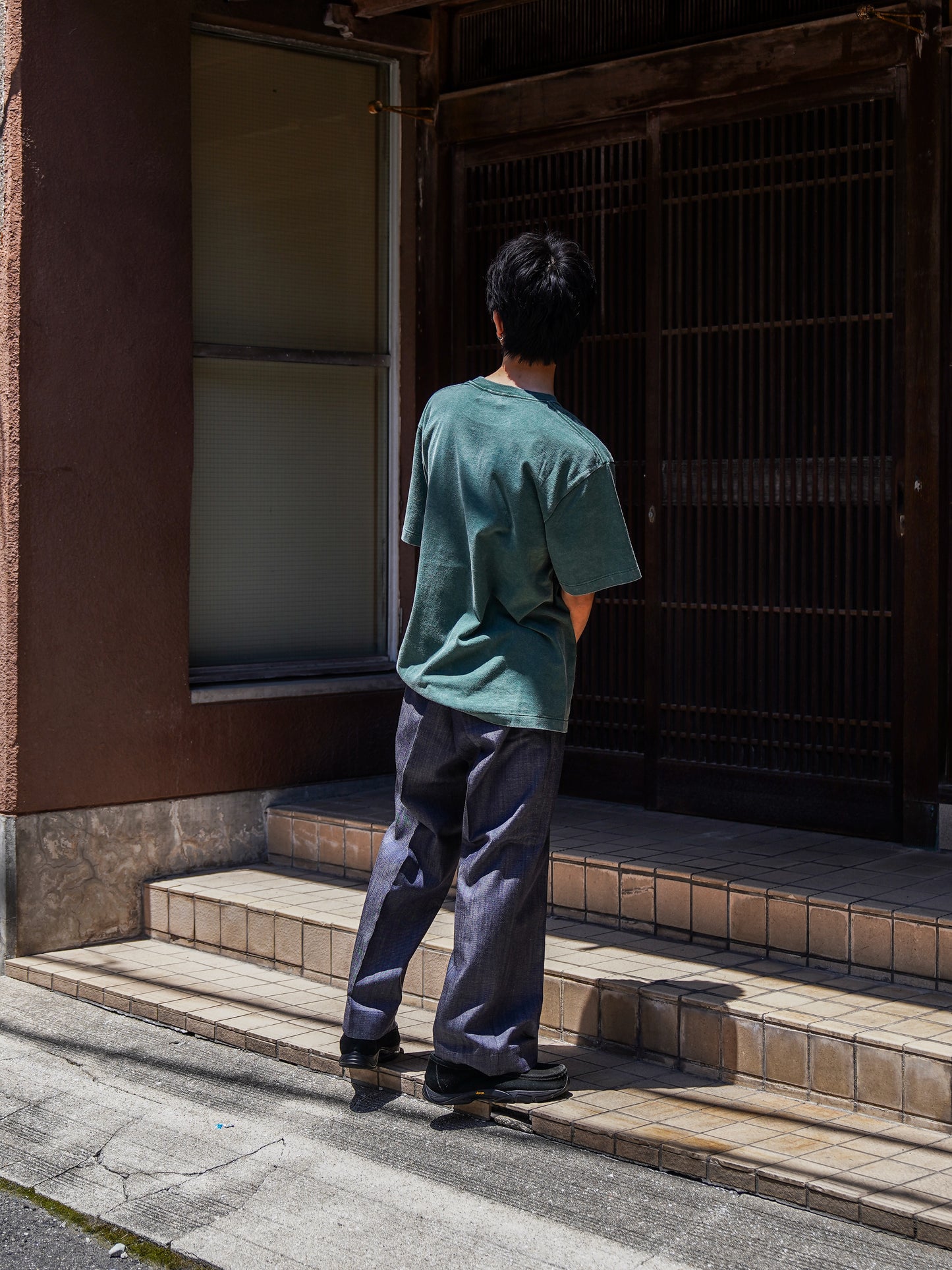 DUMMEAL BADGE SMOKY TEE / Smoky Green
