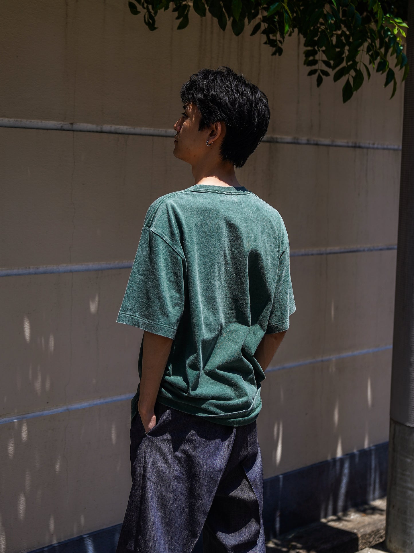DUMMEAL BADGE SMOKY TEE / Smoky Green