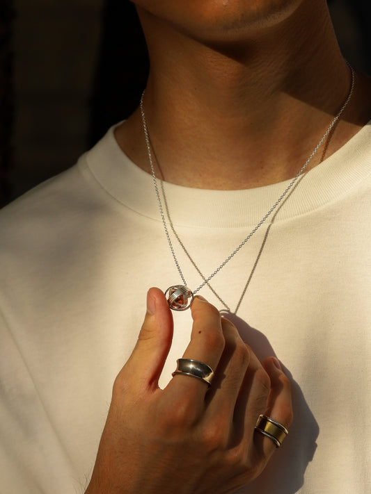UNEVEN RINGS NECKLACE / Silver × Copper