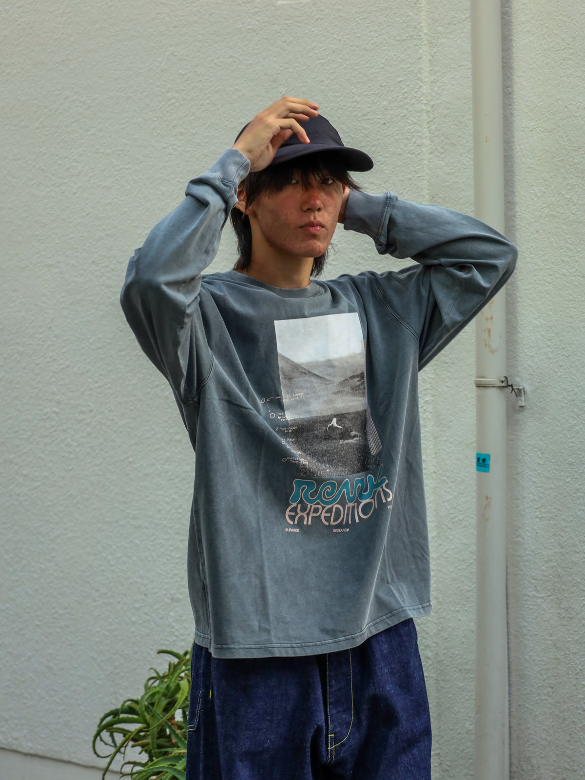 "ELEVATED" WELL WORN L/S Tee / Desert Navy