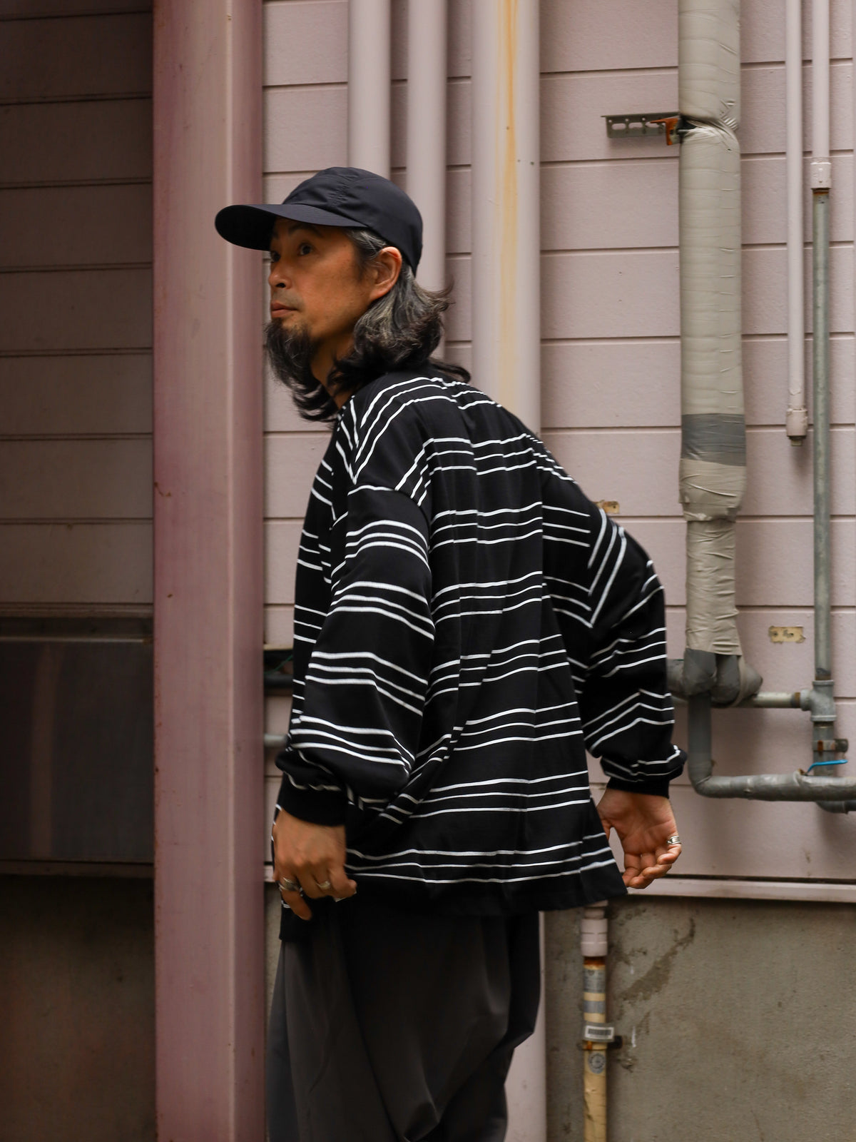 SUPER BIG LS TEE (MULTI STRIPE) / Black