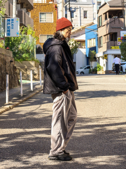 TWO TUCK WIDE PANTS (CORDUROY) / Grey