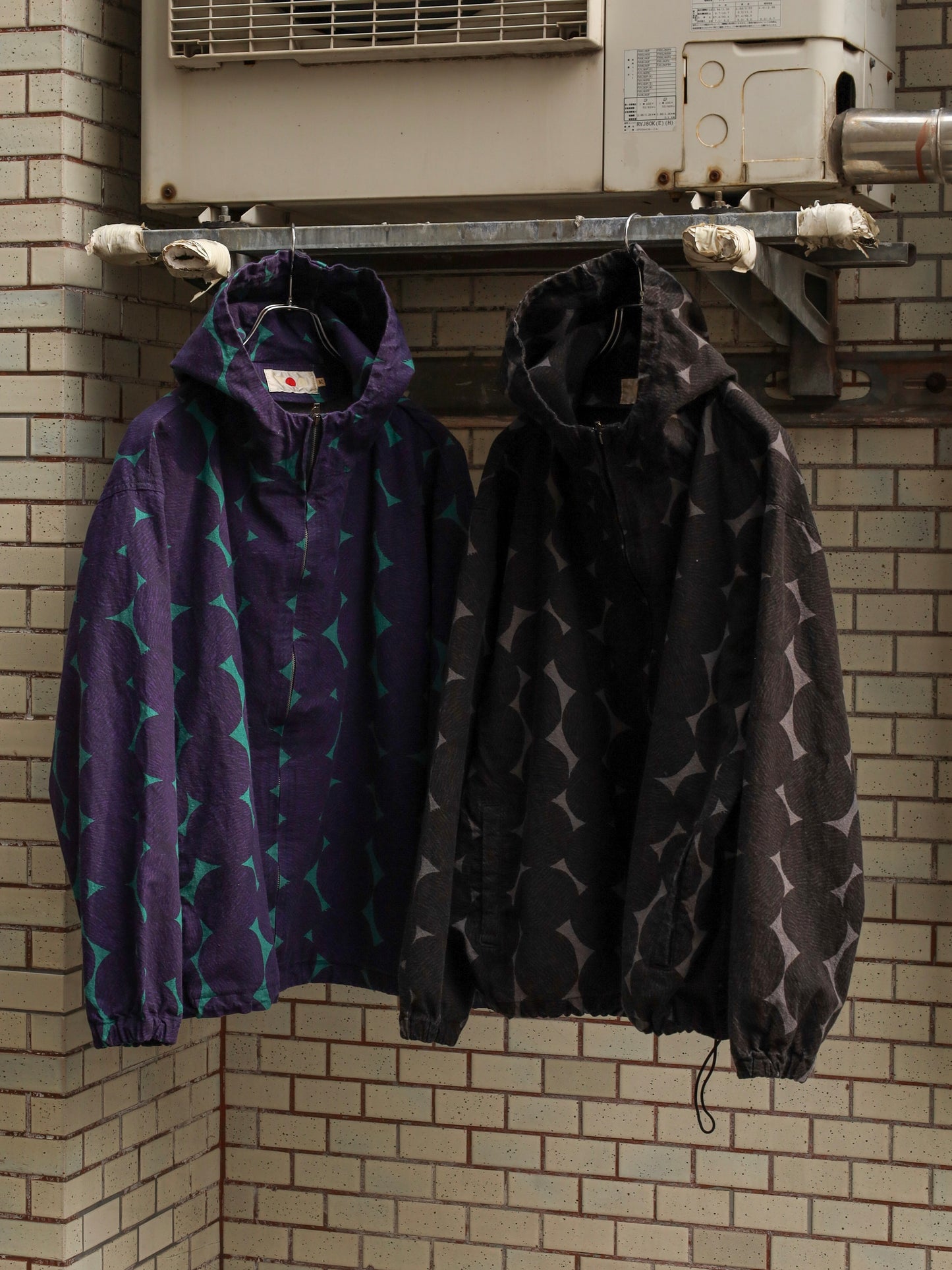 FUNNY CIRCLE HOODY / 2colors