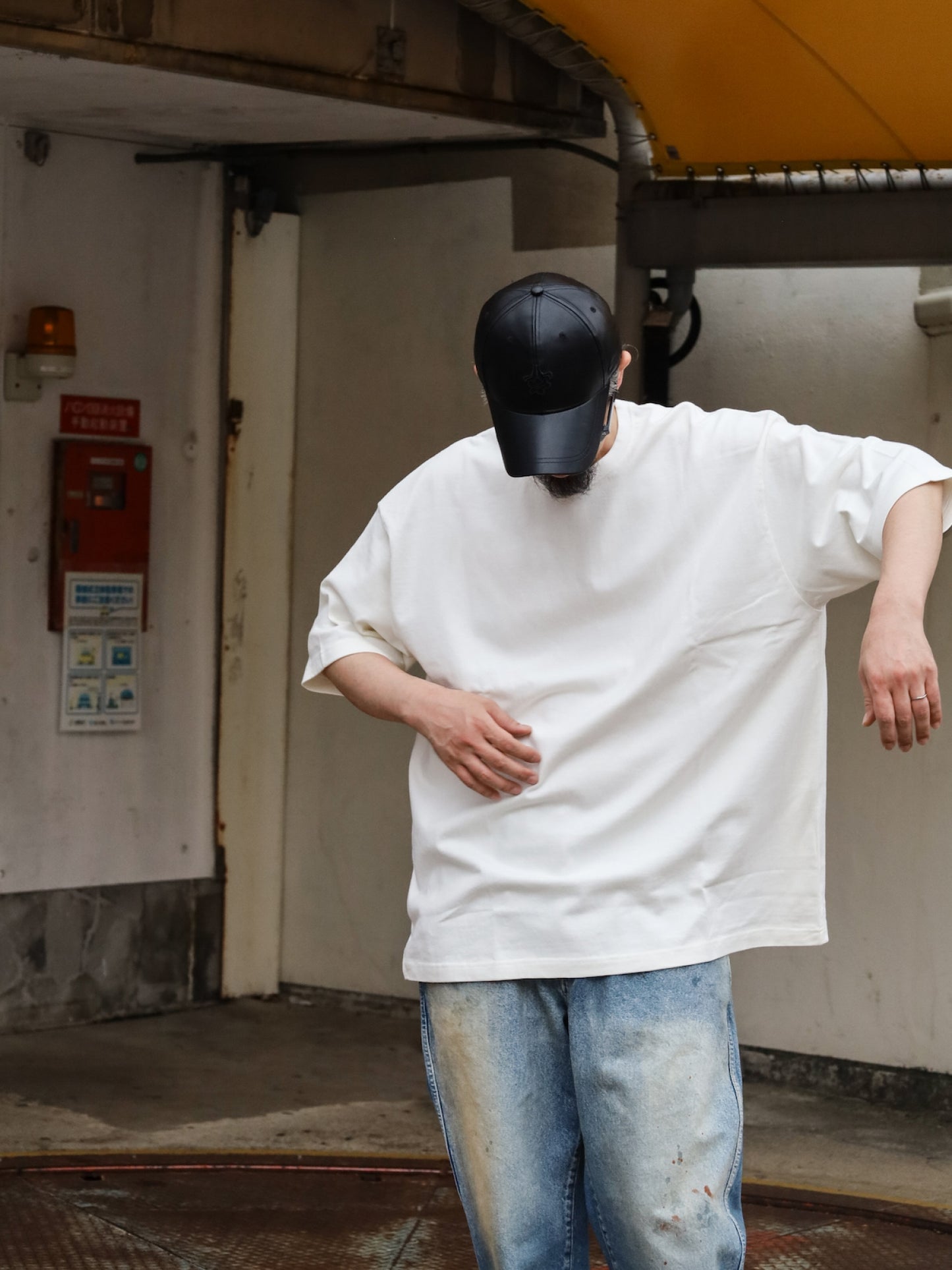 NEW BASIC SS TEE / White