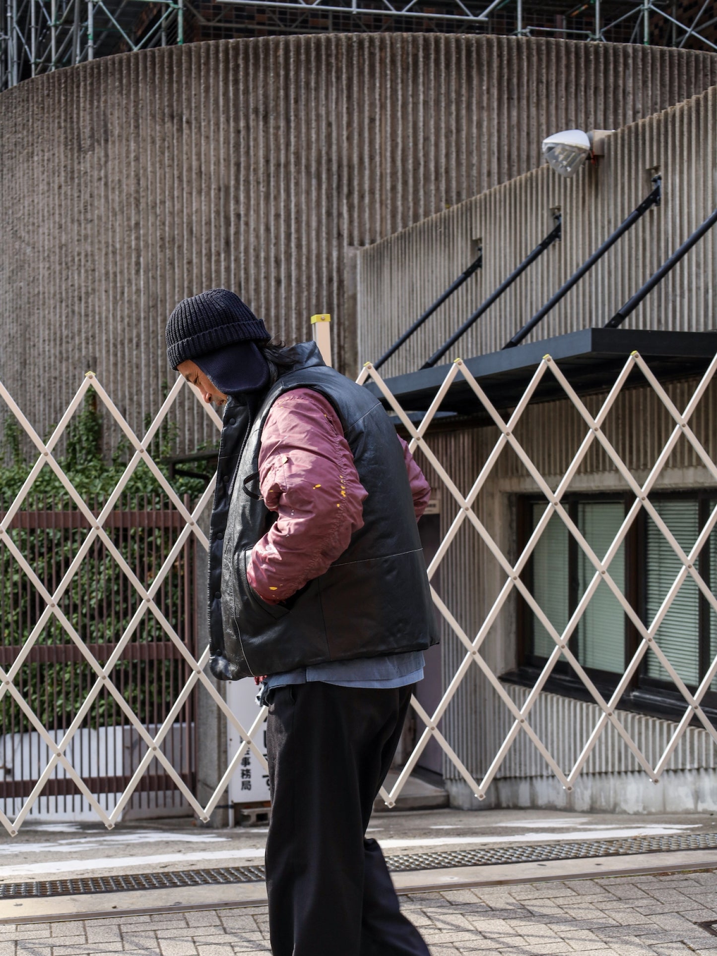 EXELEZA REV VEST / Black