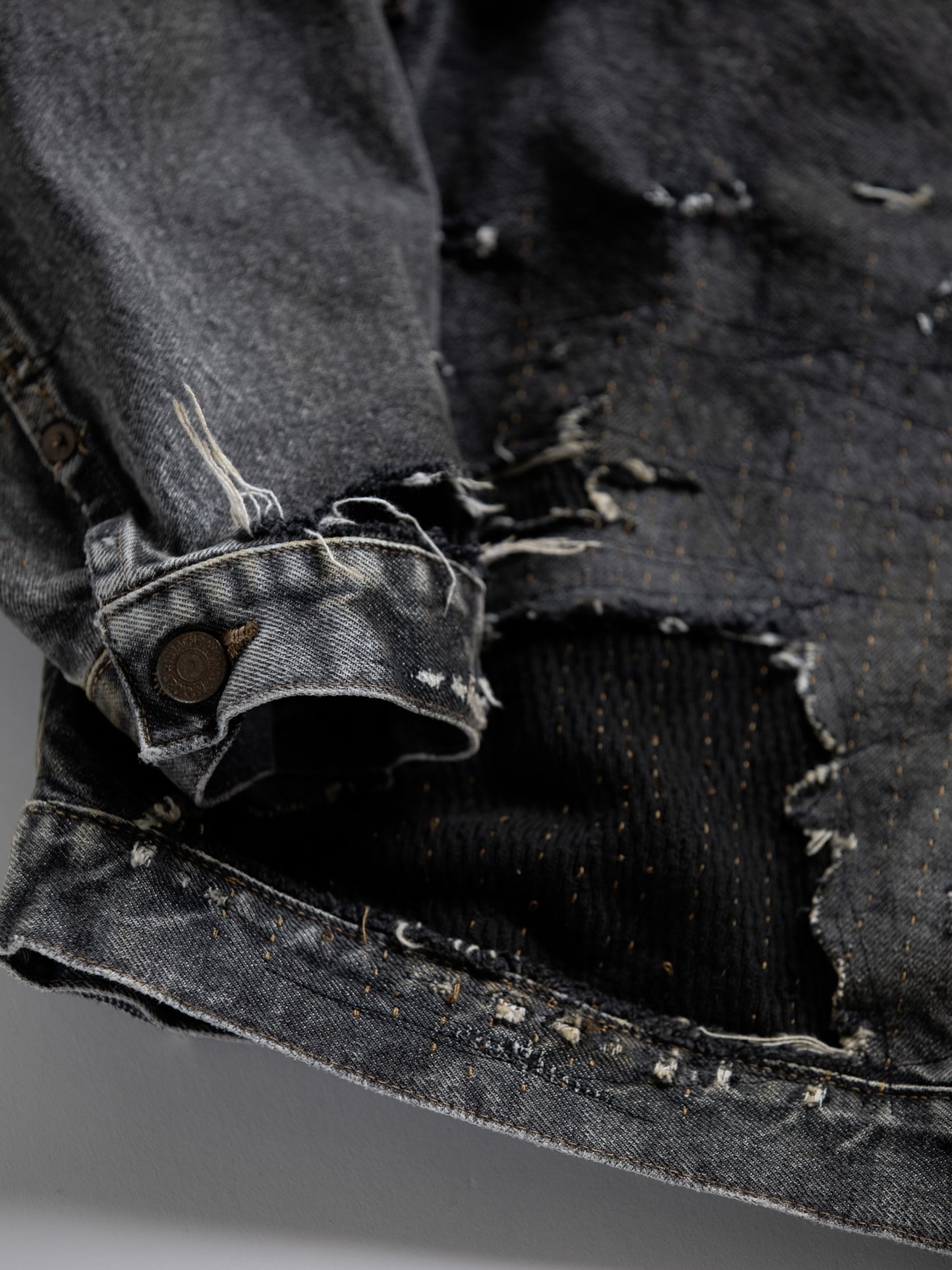 FRONT TUCK REMAKED BLACK DENIM JACKET / Black(remake)