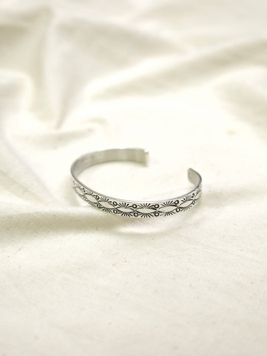 NAVAJO BANGLE(HENRY MARIANO) / Type β