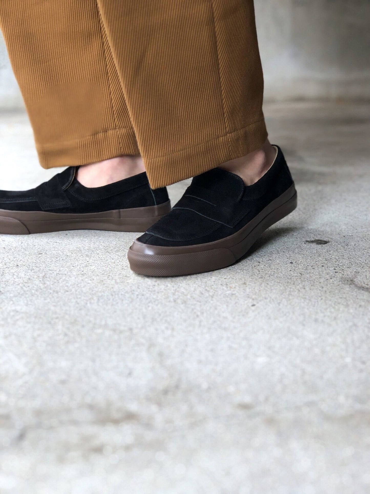 PRAS-CF04-003 / COMFY LOAFERS / BLACK/BROWN