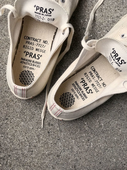 PRAS-01-001 / SHELLCAP LOW / KINARI/OFF WHITE