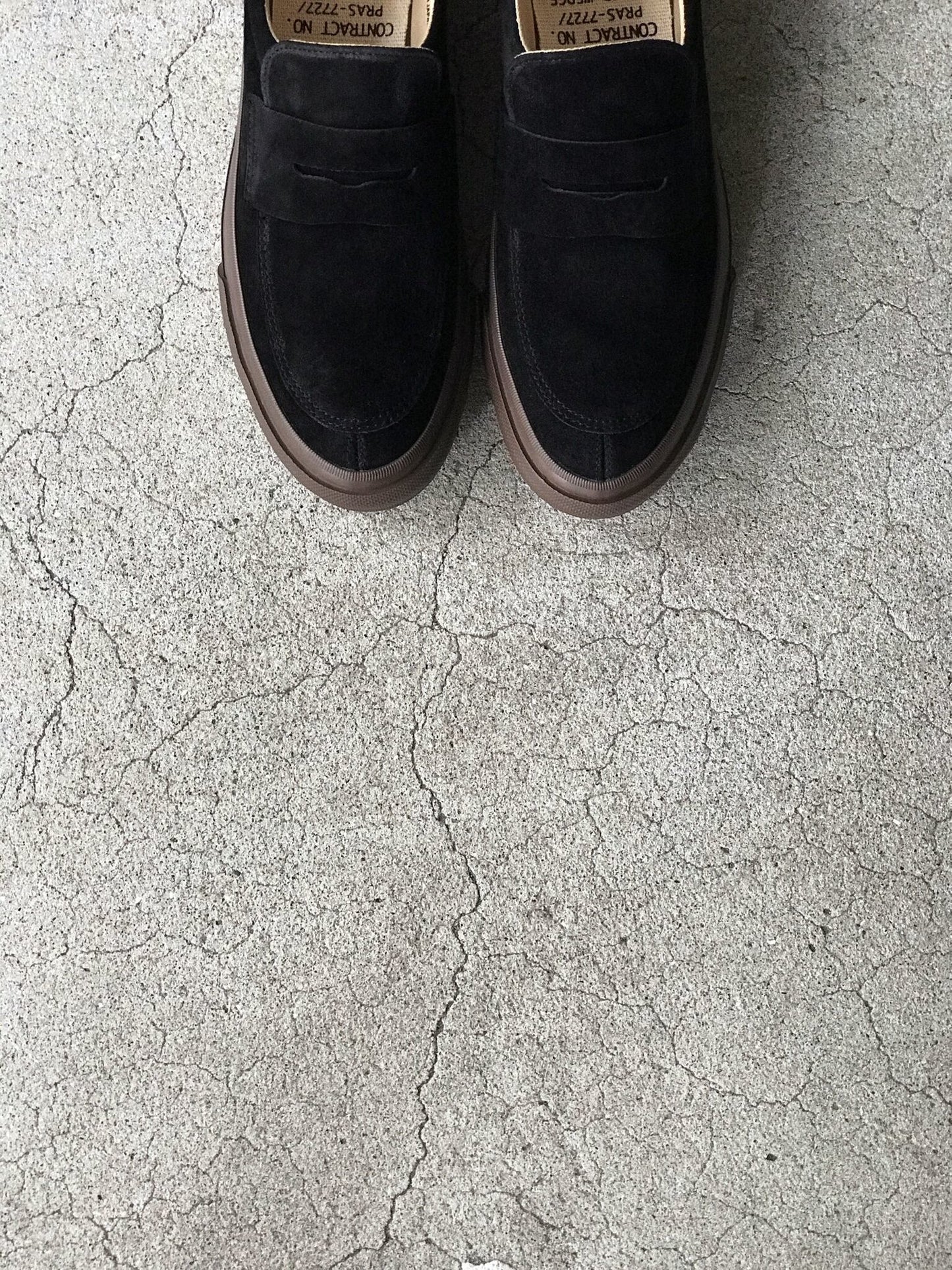 PRAS-CF04-003 / COMFY LOAFERS / BLACK/BROWN