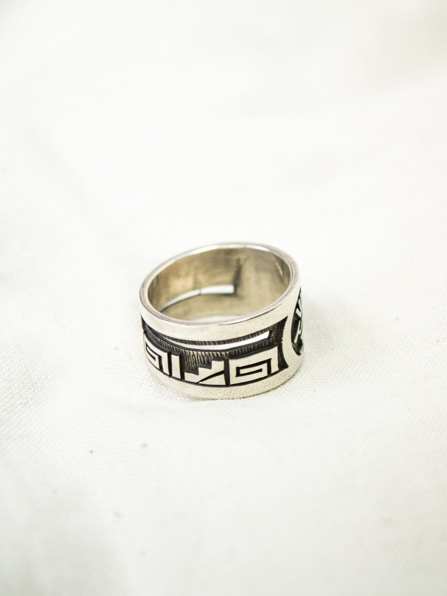 LUCION KOINVA SILVER RING