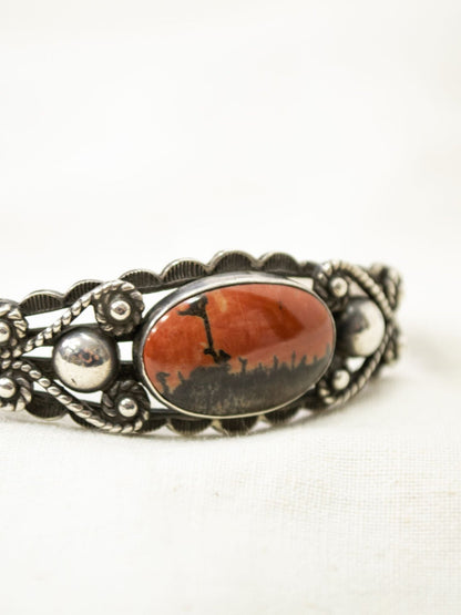 1940's ANTIQUE BANGLE / PATRIFIED WOOD