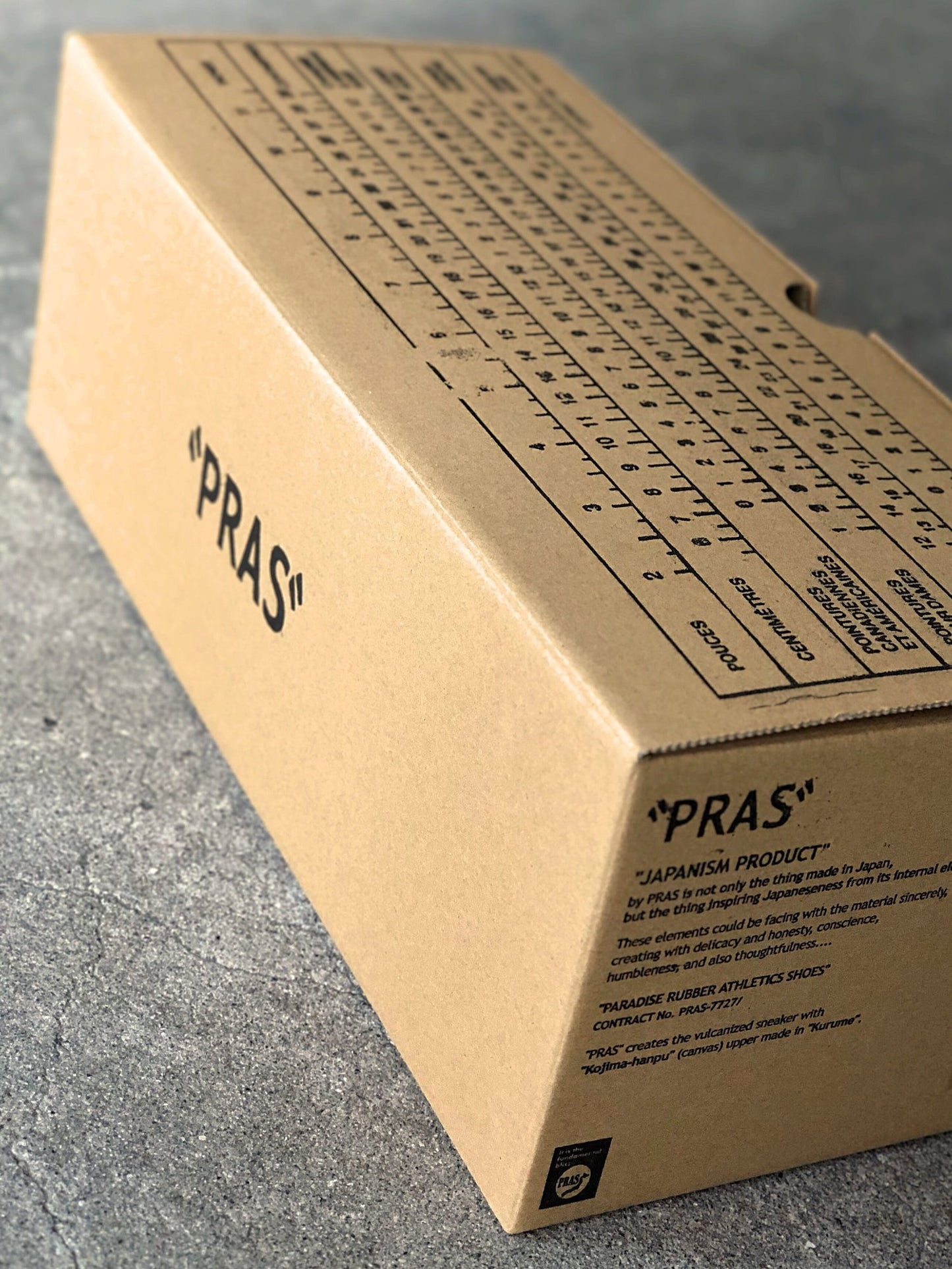 PRAS-01-001 / SHELLCAP LOW / KINARI/OFF WHITE