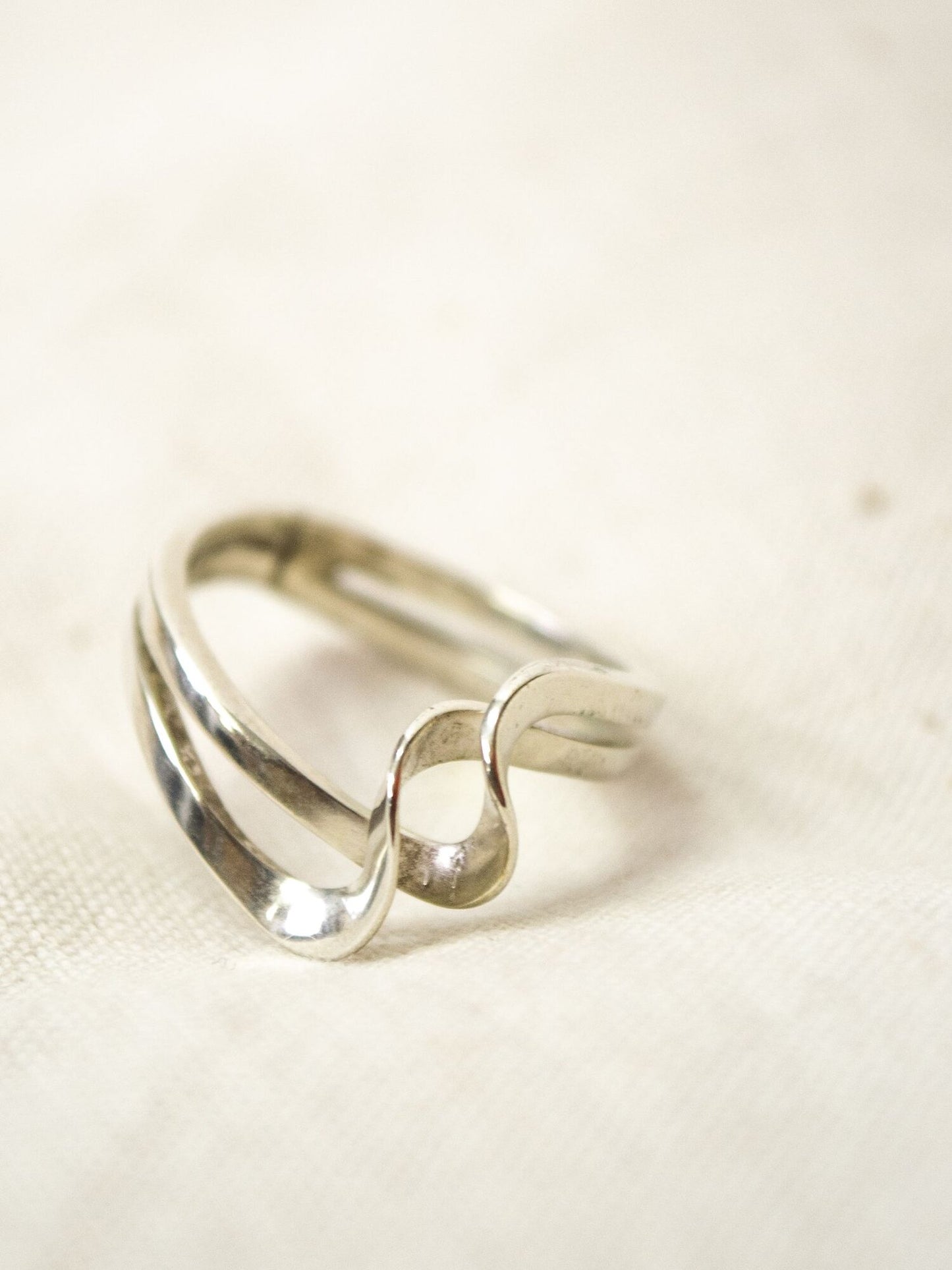 MICHAEL KIRK TWIST RING