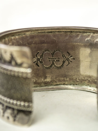 WALLACE YAZZIE Jr. SILVER BANGLE / KINGMAN TURQOISE