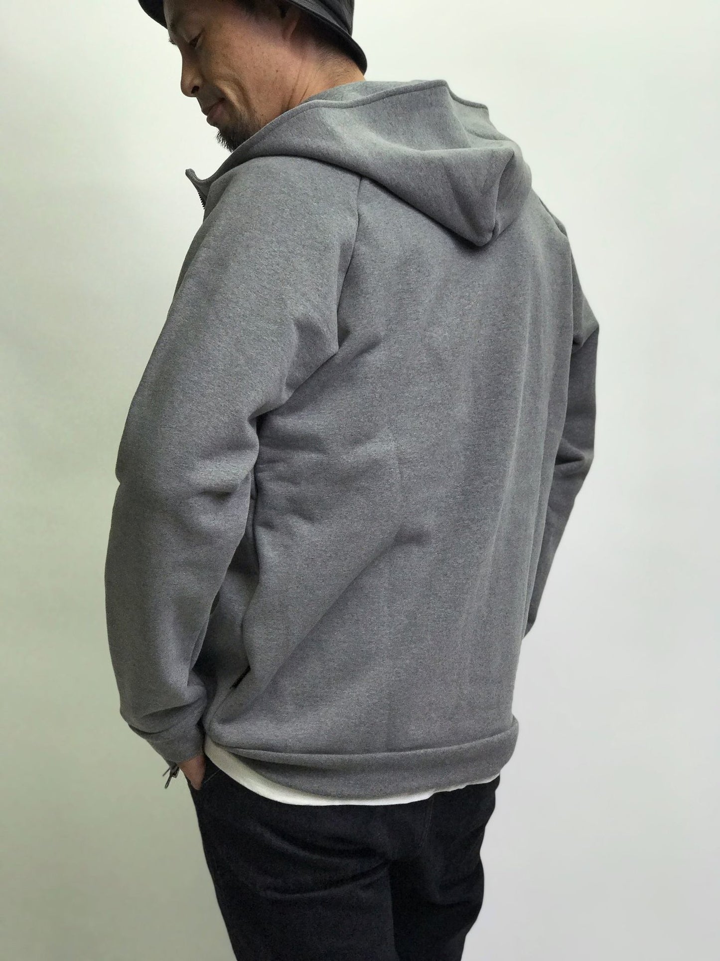 HIGH LINE BIYON ZIPUP HOODIE / GRAY