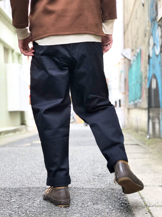 Strong Chino / navy