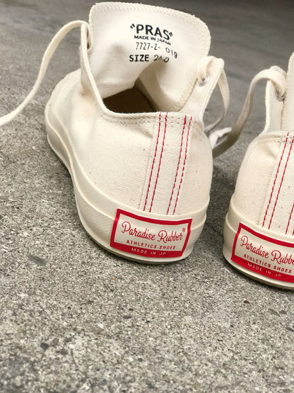 PRAS-01-001 / SHELLCAP LOW / KINARI/OFF WHITE