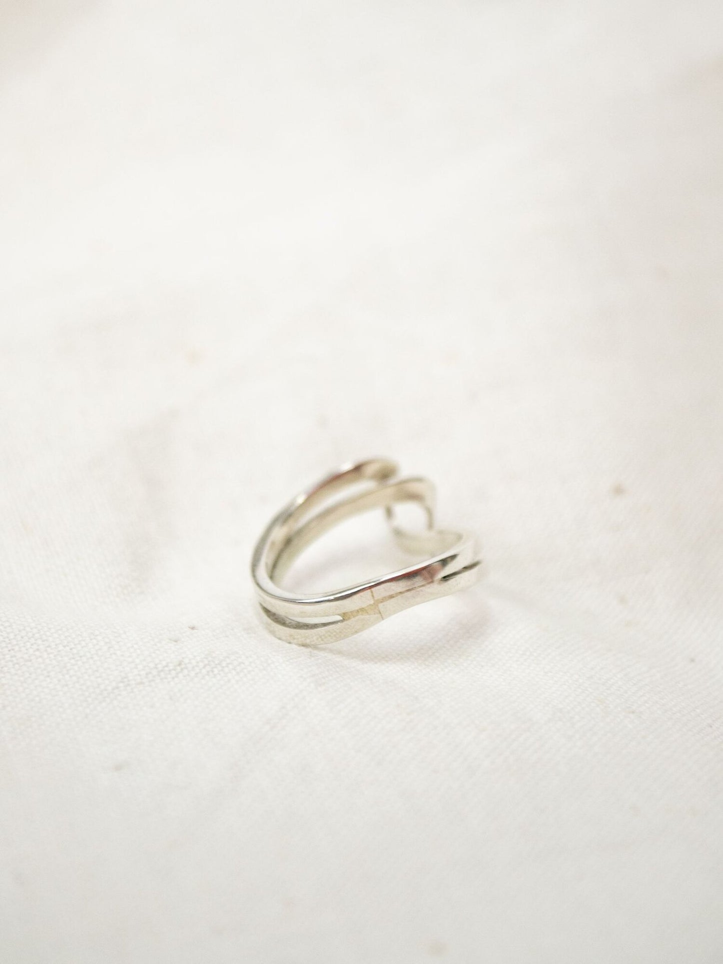 MICHAEL KIRK TWIST RING