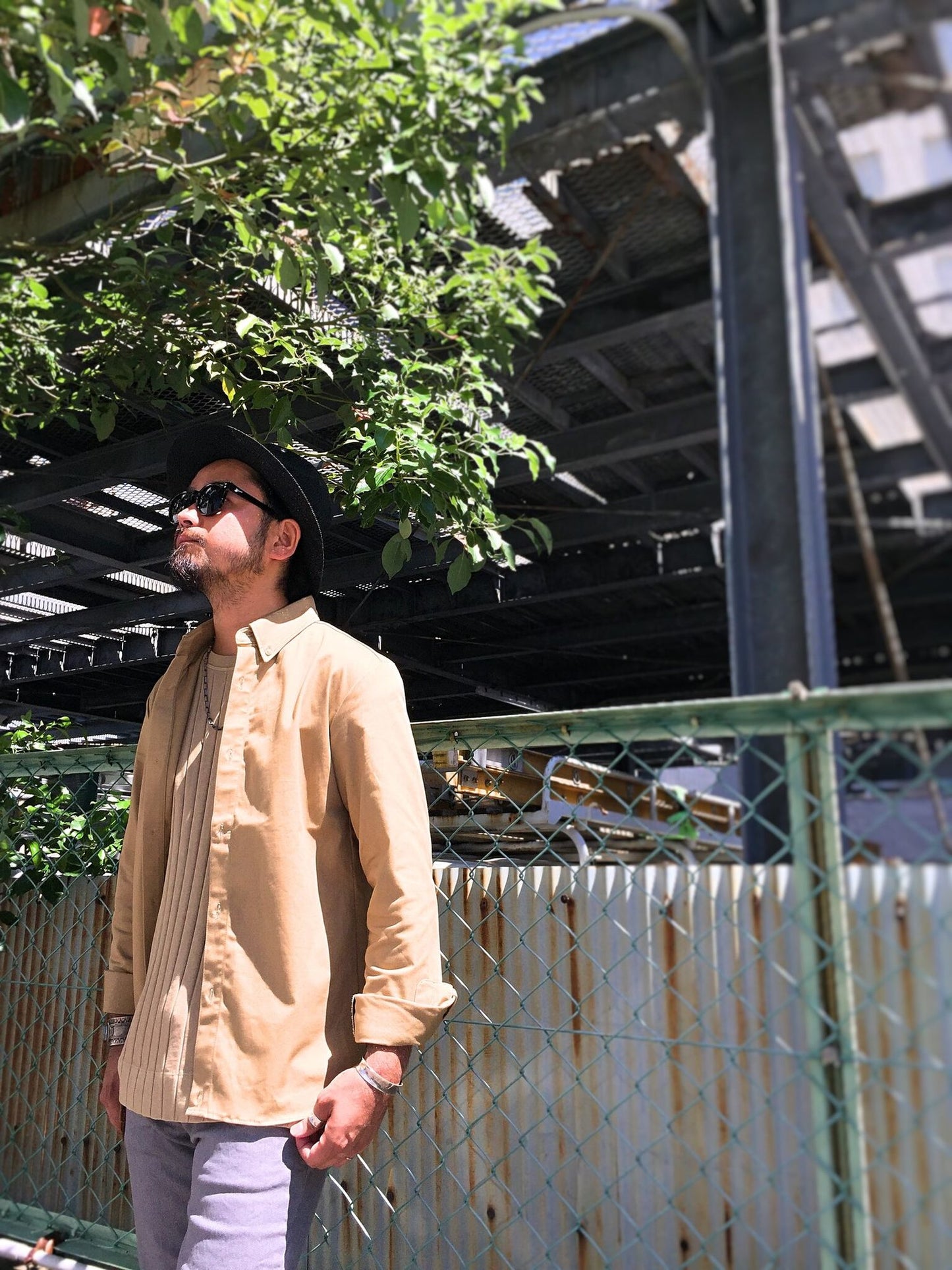 BEDFORD SHJK / smoke beige