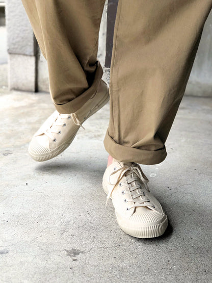 PRAS-01-001 / SHELLCAP LOW / KINARI/OFF WHITE