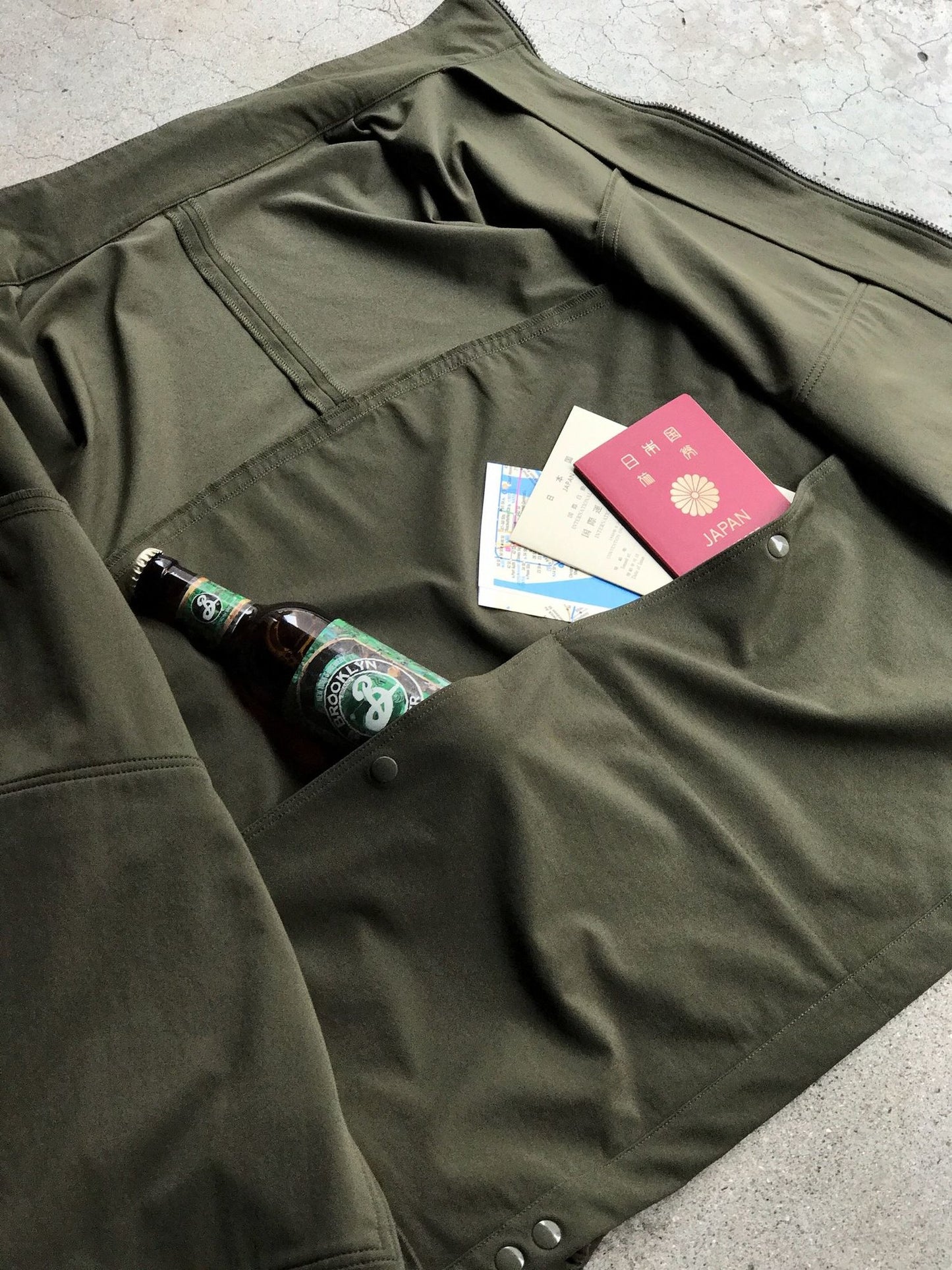 TRIP OVER JKT / ARMY